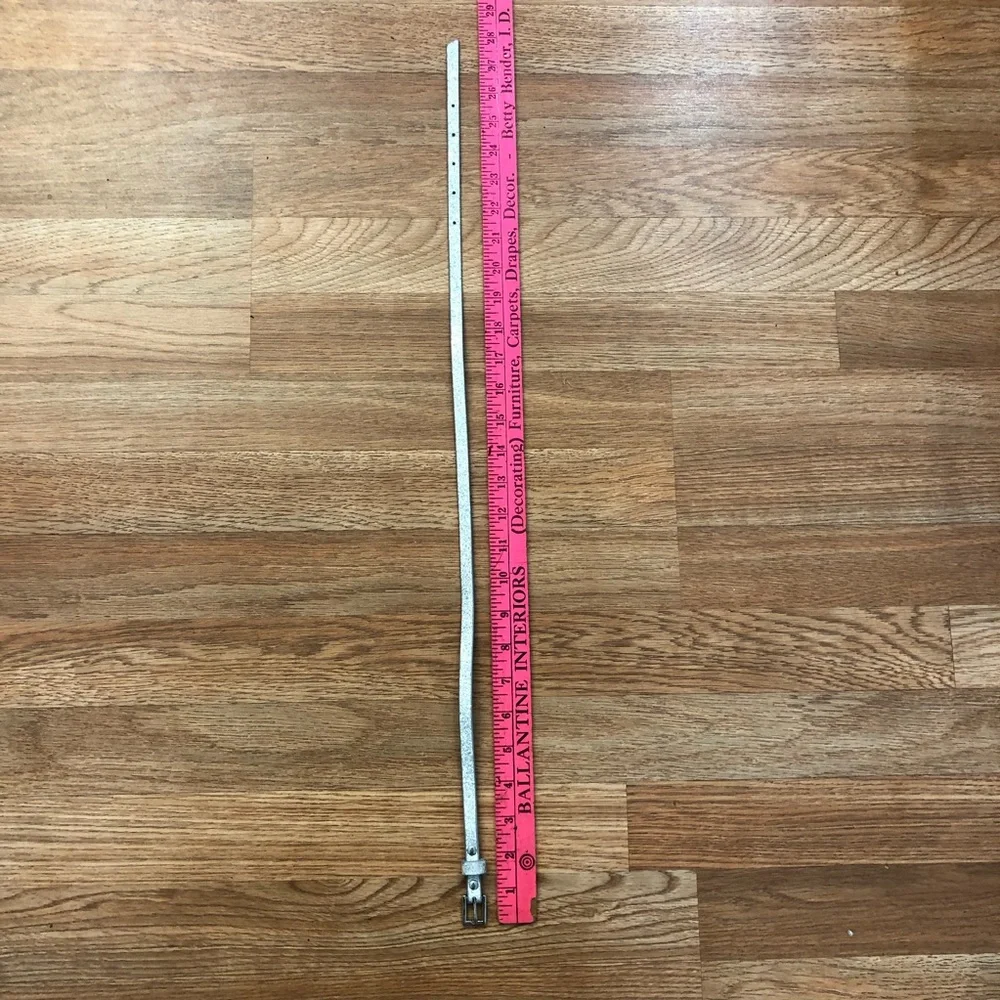 Silver belt for girls.